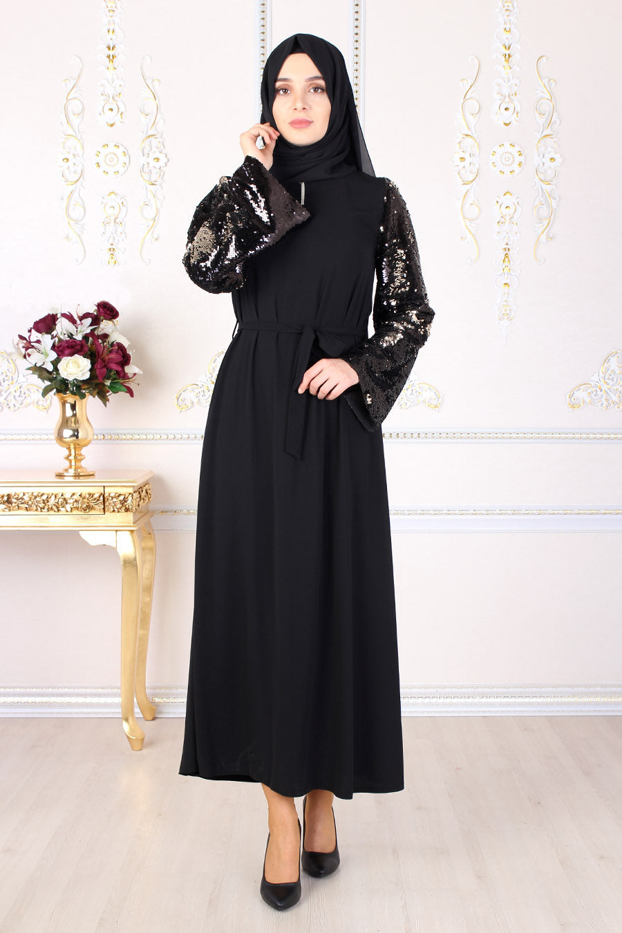 Gold Sequin Detailed Black Abaya - Buy Abaya Online